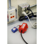 Blokada wtyczek elektrycznych LOTO Brady 065674 – mała - obrazek 3